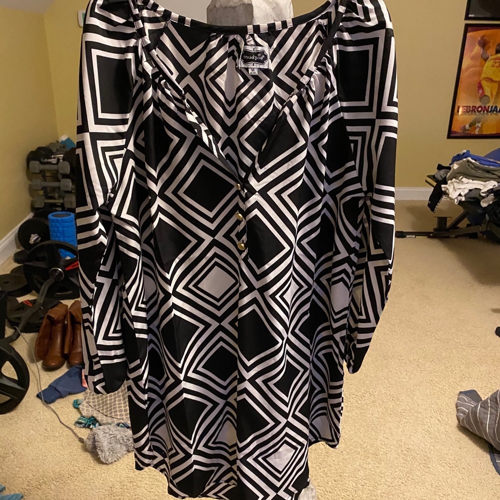 Mud Pie Dress top
